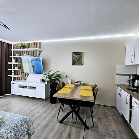 2- Zimmerwohnung In Centrum Fuer 4person Mülheim an der Ruhr