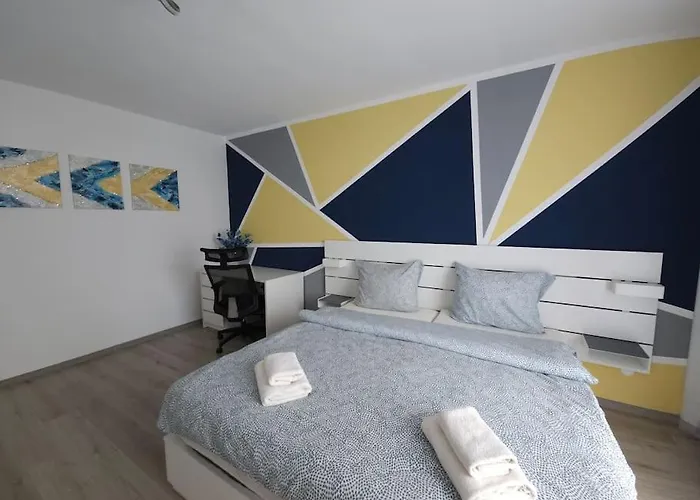 2- Zimmerwohnung In Centrum Fuer 4person *