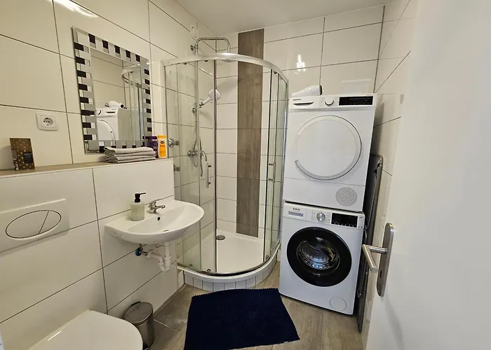 アパート 2- Zimmerwohnung In Centrum Fuer 4person