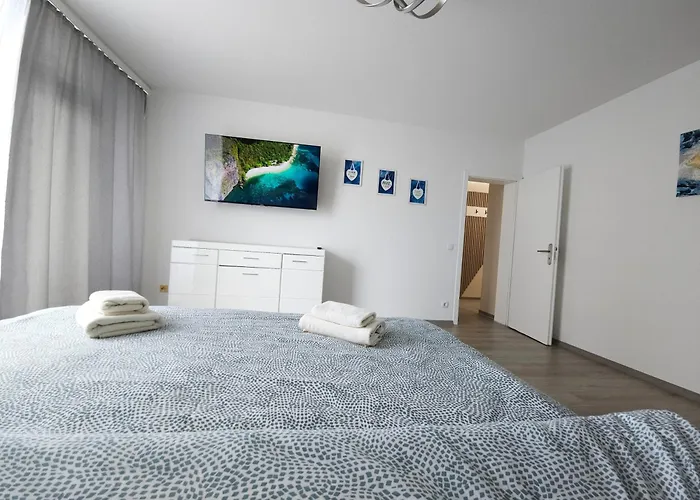 2- Zimmerwohnung In Centrum Fuer 4person *